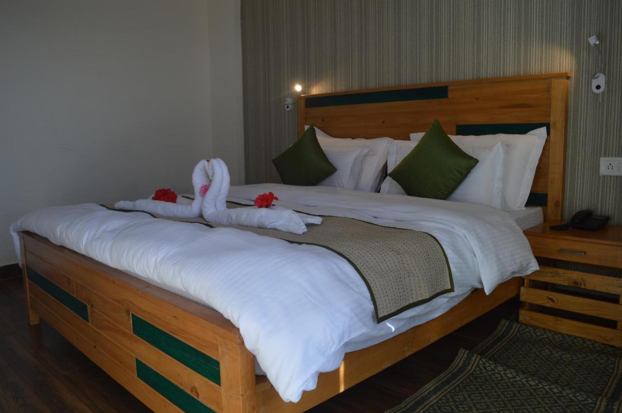 Spangle Heights Shimla, Suites And Residences Exterior photo
